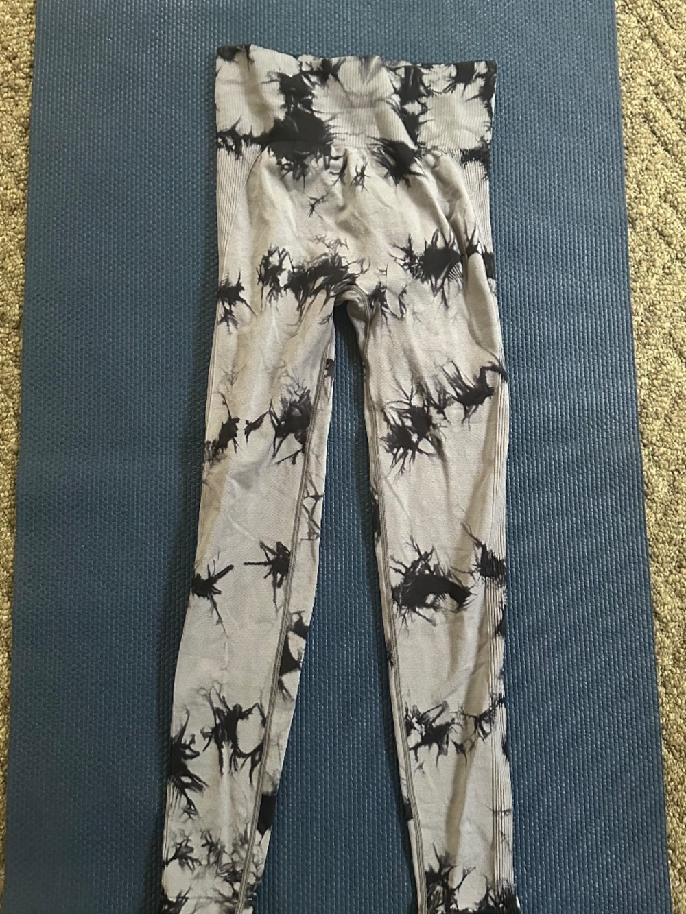 Tie-dyed Scrunch